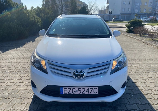 Toyota Avensis cena 35900 przebieg: 181000, rok produkcji 2012 z Łask małe 277